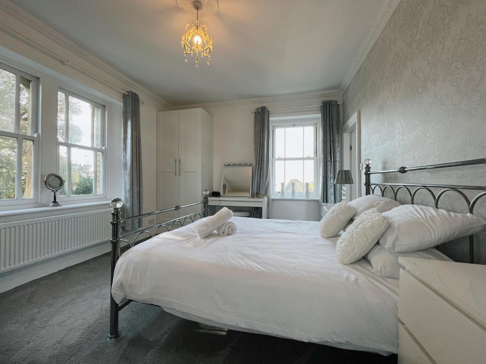 Exquisite 10 Bed Villa Hot Tub And Games Room Barnstaple Luaran gambar