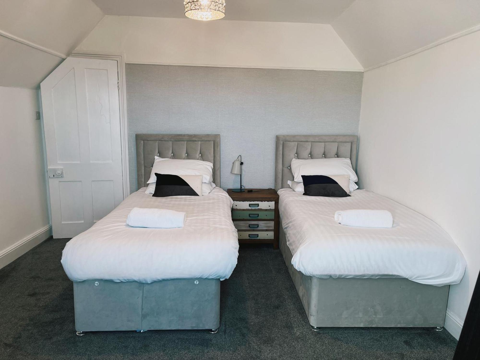 Exquisite 10 Bed Villa Hot Tub And Games Room Barnstaple Luaran gambar