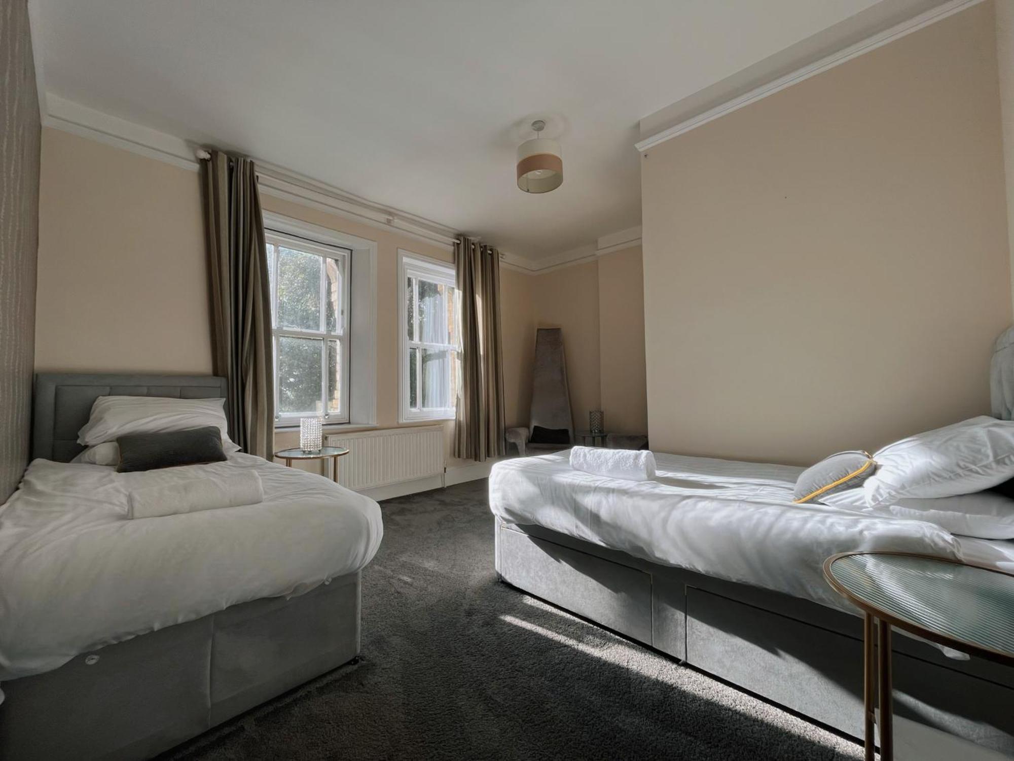Exquisite 10 Bed Villa Hot Tub And Games Room Barnstaple Luaran gambar